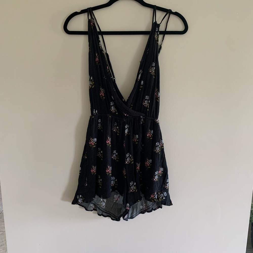 Romper - Picture 6 of 6
